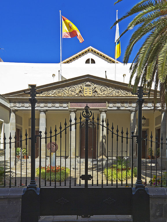 The Parliament of the Canary Islands is located in Santa Cruz de Tenerife.