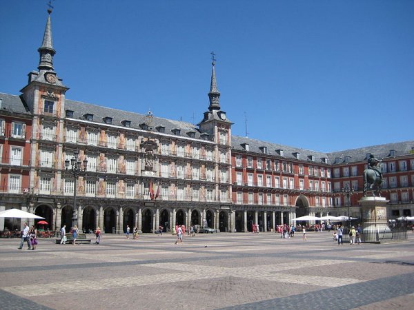  The Plaza Mayor is a major tourist attraction, and hosts events from markets to bullfights.