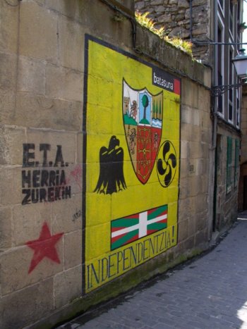 ETA mural in Pasaia demands independence