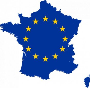 France ratifies the Maastricht Treaty to create the European Union in 1992.