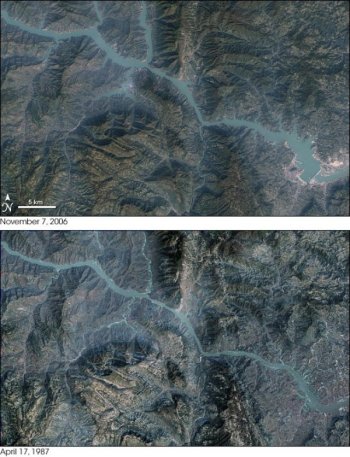 The flow of the Yangtze River before and after construction of the Three Gorges Dam in 2006