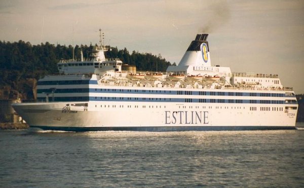 The cruise ship MS Estonia sinks in the Baltic Sea in 1994, killing more than 850 passengers.