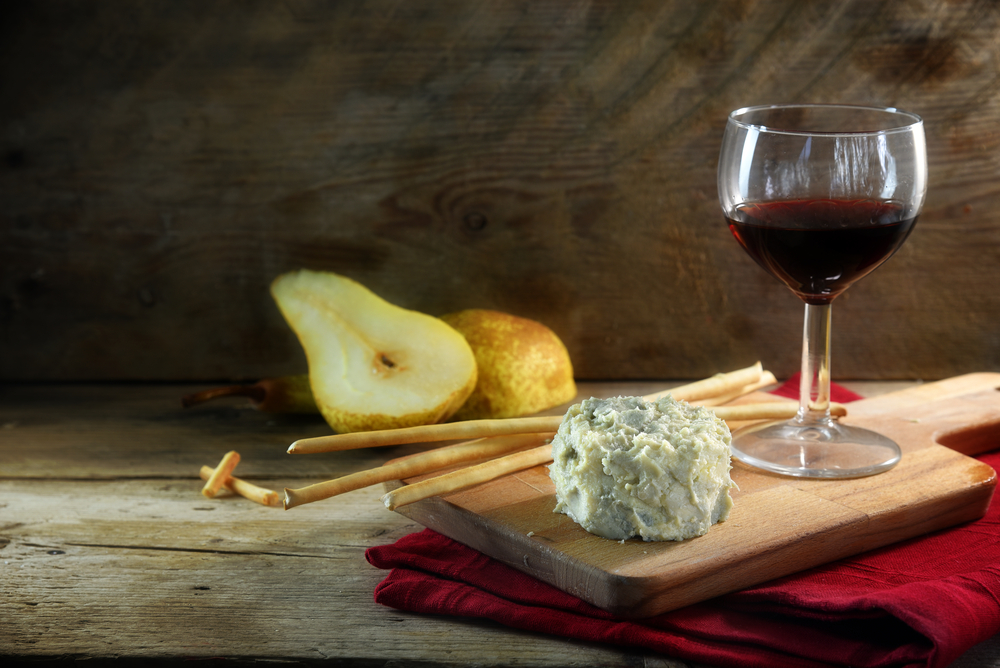 Port Pairs Well with Fruit and Cheese