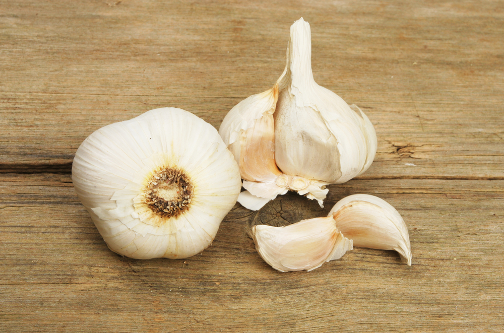 Garlic for Sautéed Asparagus 