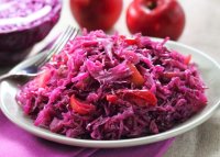 Apfelrotkohl (Red Cabbage with Apples)