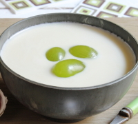 Ajo Blanco (White Garlic Soup)