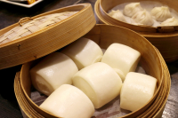 Mantou (Chinese Steamed Buns)