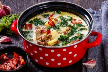 Zuppa Toscana (Tuscan Soup)