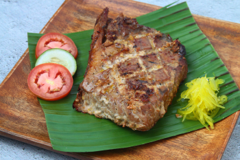 Inihaw Tiyan ng Tuna (Grilled Tuna Belly)