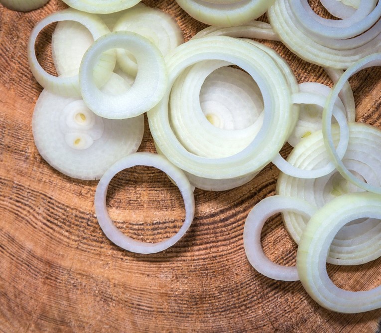 Rings of Sweet Onion to Make Onion Rings