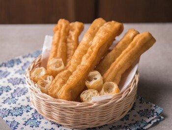 Youtiao (Fried Dough Sticks)