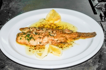 Sole Meunière (Fish in Butter Sauce)